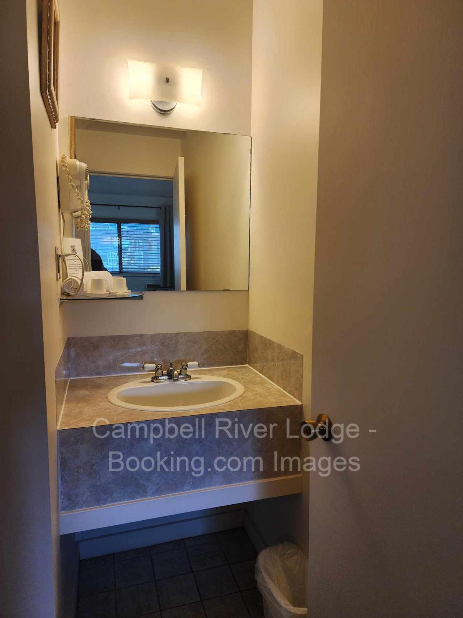 Campbell River Lodge Extérieur photo