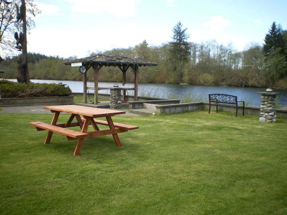 Campbell River Lodge Extérieur photo